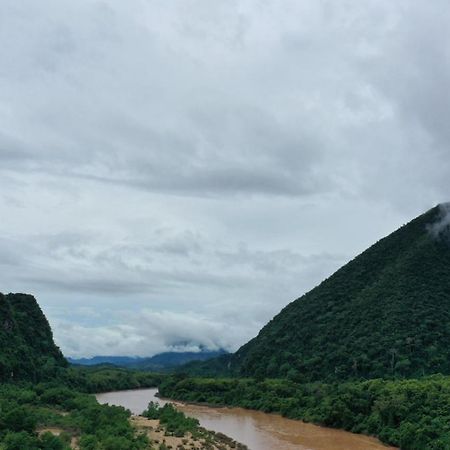Pdv Guesthouse Muang Ngoi Exteriér fotografie