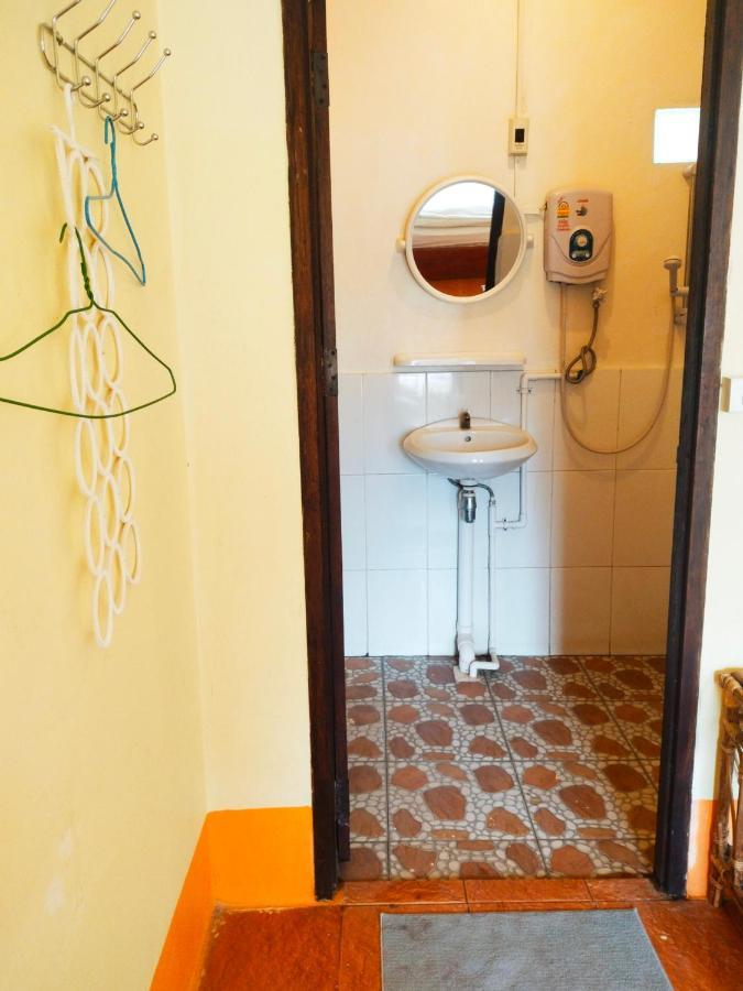 Pdv Guesthouse Muang Ngoi Exteriér fotografie