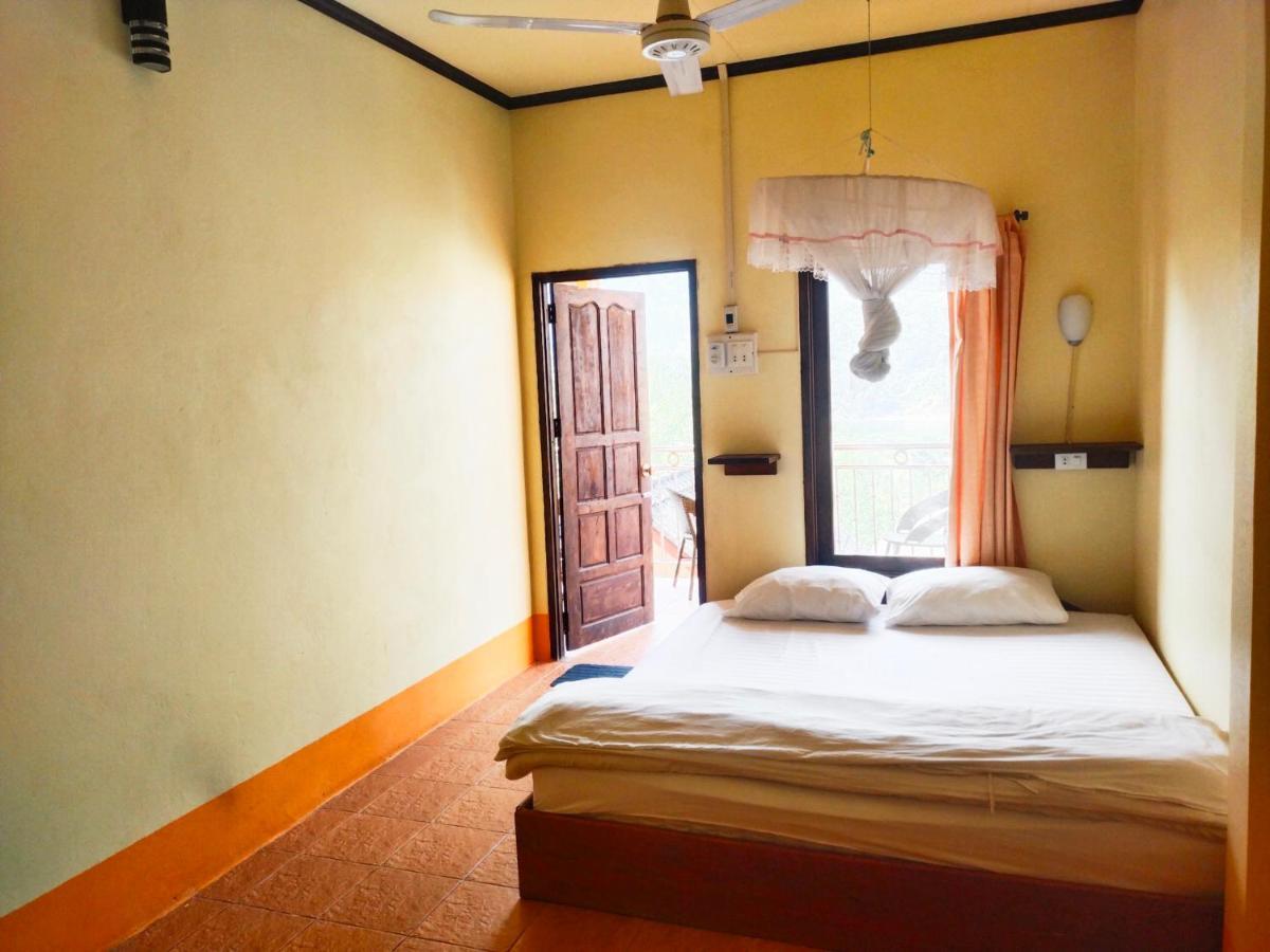 Pdv Guesthouse Muang Ngoi Exteriér fotografie